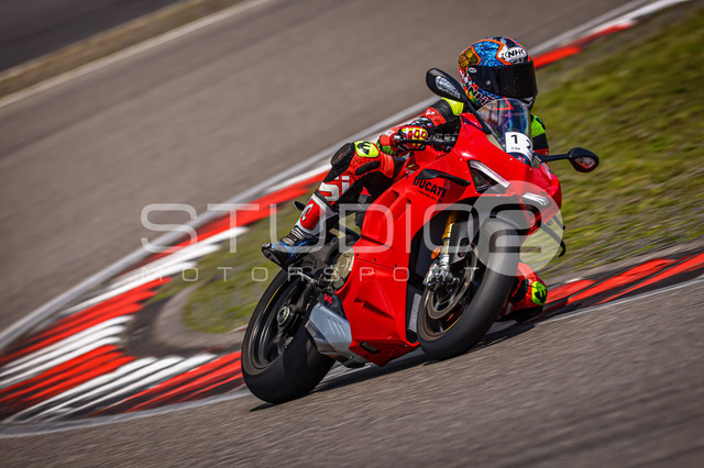 0012-240624_NR-029_12 | Deine Full-Service-Agentur für ✔️Videoproduktionen und ✔️Motorsportfotografie Jetzt Angebot anfragen!