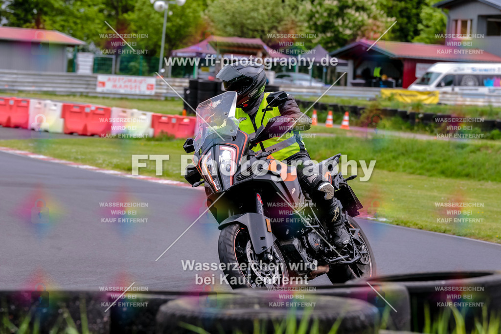 MotoTeamVBK-20580 | Hier findet Ihr Bilder von Touristenfahrten auf der Nürburgring Nordschleife oder von anderen Veranstaltungen die ich besucht habe. Viel Spass beim Durch Schauen 
