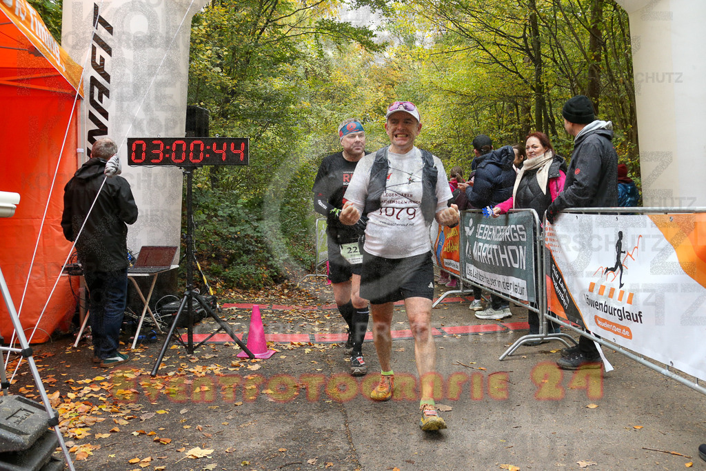 251026_1302_EX1_2309 | Sportfotografie im Rhein-Sieg Kreis, Köln, Bonn, NRW, Rheinland Pfalz, Hessen, etc. Unser Tätigkeitsfeld umfasst den Laufsport vom Volkslauf über den Marathon, Duathlon, Triathon bis zum Ultralauf wie Kölnpfad Ultra oder Schindertrail.