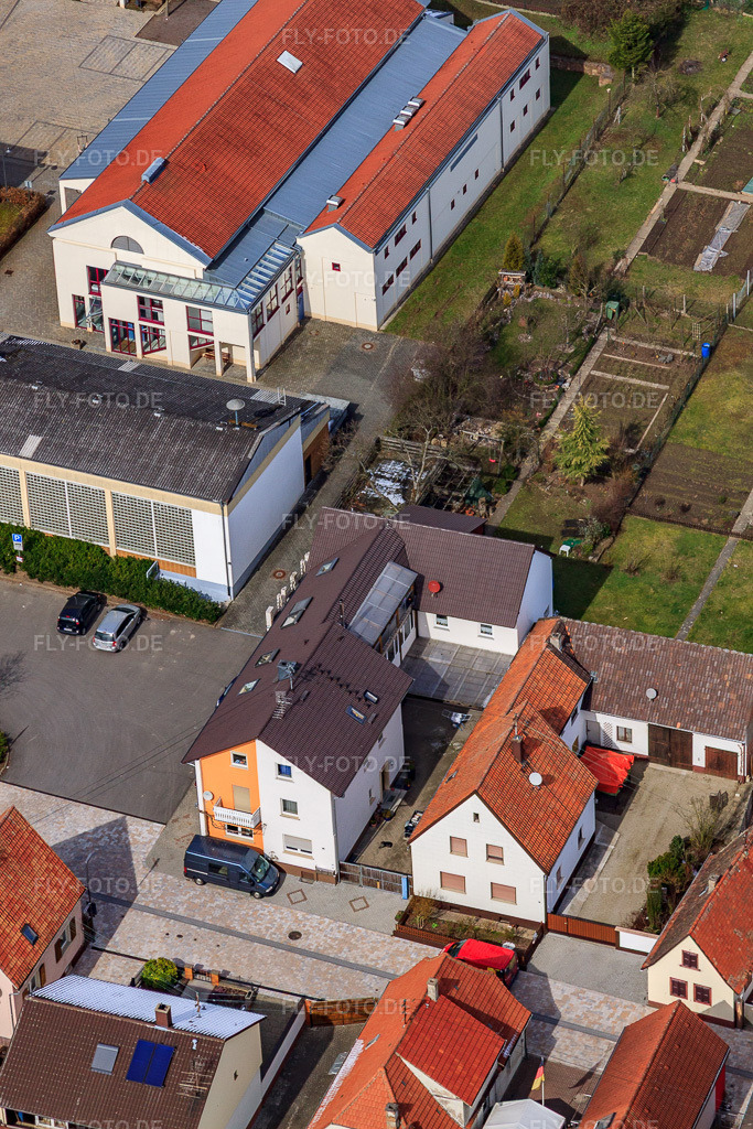 Luftbild: Raiffeisenstr in Minfeld im Bundesland Rheinland-Pfalz in Deutschland. Foto: IMG_56033.jpg vom 17.03.2013 durch Werner Riehm/FLY-FOTO.de