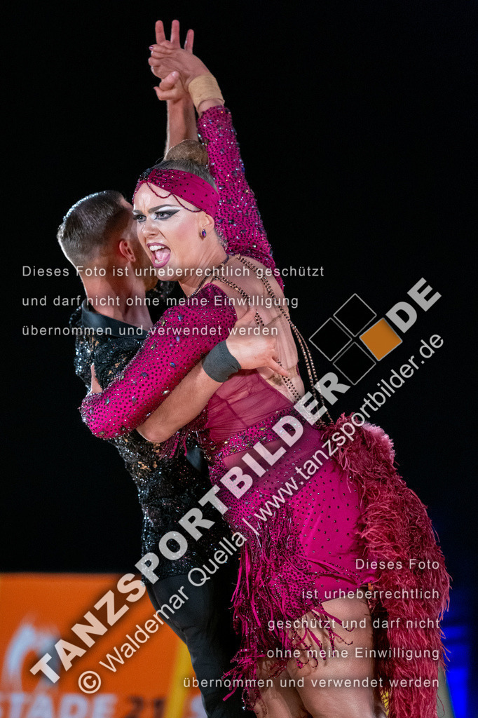 20250503-10867 | Hier finden Sie Tanz Bilder vom Latein und Standard Formationen tanzen. Sportbilder vom Tanzsport. Schöne Fotos und von Weltmeisterschaft, Europameisterschaft, Bundesliga, Regionalliga, Oberliga und Landesliga sowie von GOC Stuttgart, DanceComp, WM Bremen