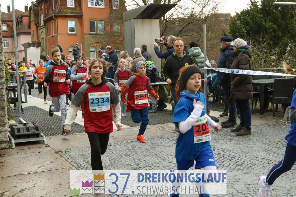 AOK JuniorCup 400m | 3Koenigslauf 2023 - Realisiert mit Pictrs.com