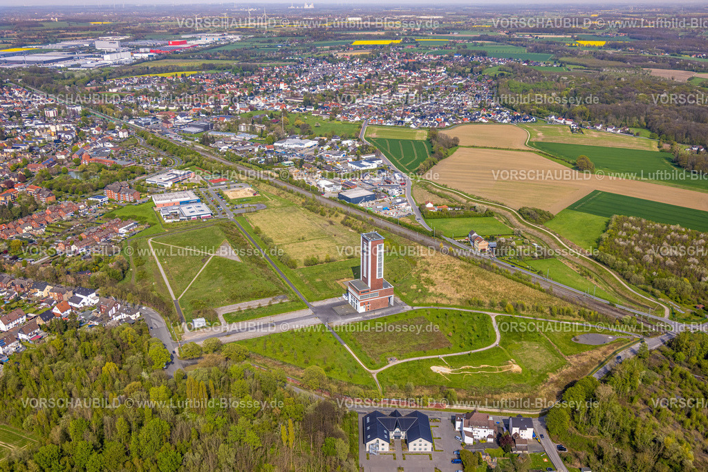 Boenen230404630 | Luftbild, Förderturm auf dem Gelände der ehemaligen Schachtanlage Königsborn 3/4, Altenbögge, Bönen, Ruhrgebiet, Nordrhein-Westfalen, Deutschland