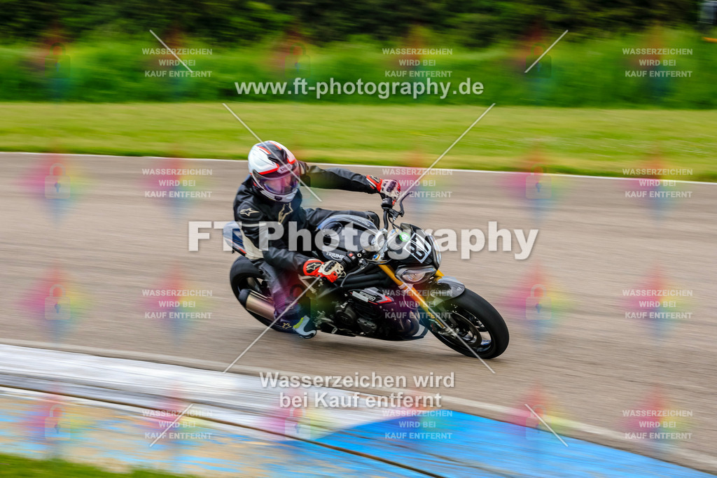 MotoTeam-9518 | Hier findet Ihr Bilder von Touristenfahrten auf der Nürburgring Nordschleife oder von anderen Veranstaltungen die ich besucht habe. Viel Spass beim Durch Schauen 