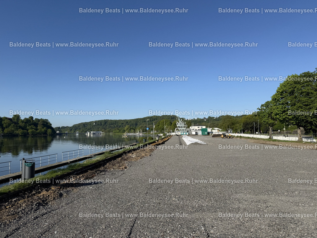 Bautagebuch - Regattatribüne Baldeneysee | Alle Nutzungsrechte vorbehalten. Jede Nutzung des Bildes bedarf einer gültigen Lizenz. Der Urheber- und Quellenhinweis „Foto: Cesar von Meissen / Baldeneysee.Ruhr“ ist bei jeder Veröffentlichung direkt am Bild anzubringen. Eine Weitergabe, Unterlizenzierung oder Weiterveräußerung an Dritte ist unzulässig. - Realisiert mit Pictrs.com