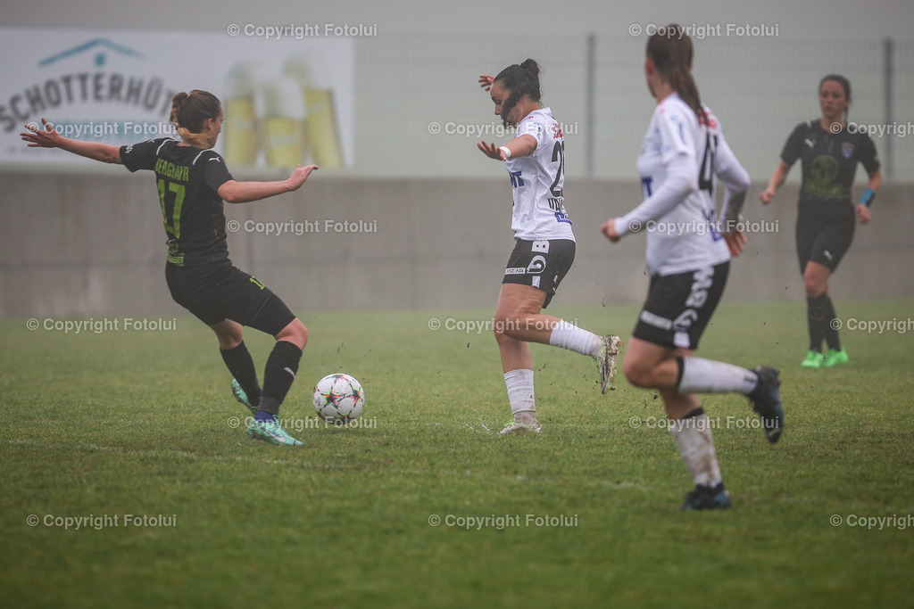 A-BINDER_20240601_0030 | St.Stefan,AUSTRIA,01.June.24 - SOCCER - Zaunergroup OOE Ladies Cuo, LASK vs FCPS. Image shows Romana Bergmayr (Kematen) and Lenka Vaneckova (LASK).Photo: Sportmediapics.com/ Manfred Binder