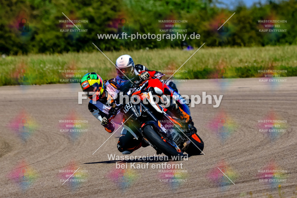 089-3276 | Hier findet Ihr Bilder von Touristenfahrten auf der Nürburgring Nordschleife oder von anderen Veranstaltungen die ich besucht habe. Viel Spass beim Durch Schauen 
