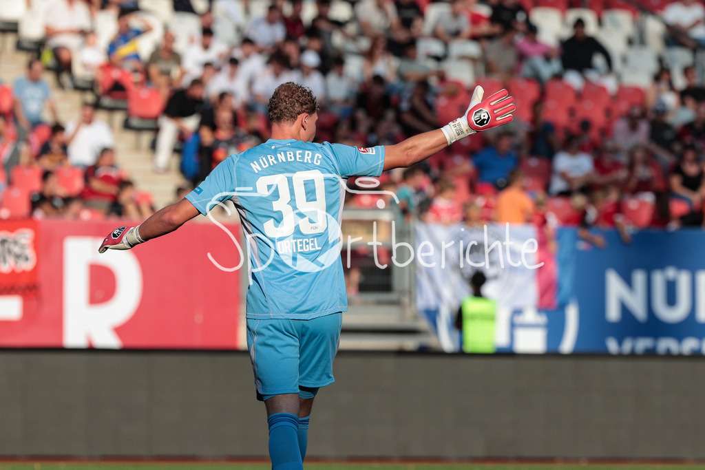 1. FC Nürnberg II - FC Bayern Amateure | im Bild Nicolas ORTEGEL (FCN #39) / Einzelfoto /