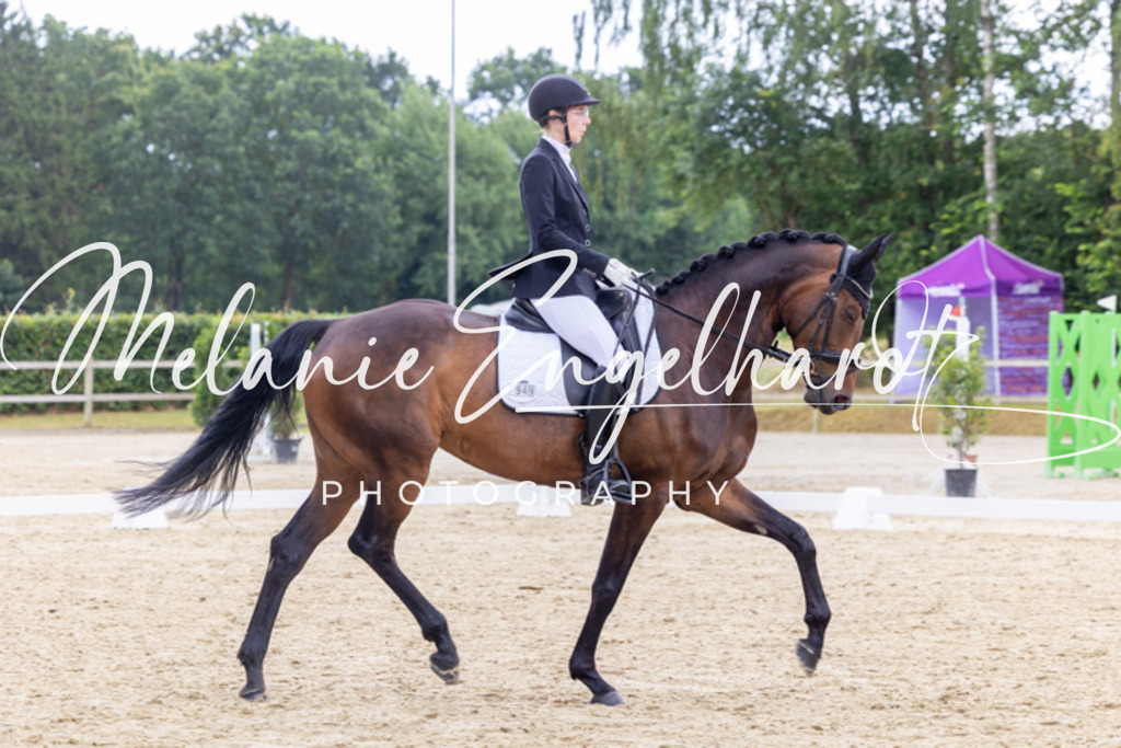 7I8A4925 | melanie-engelhardt-photography - Realisiert mit Pictrs.com