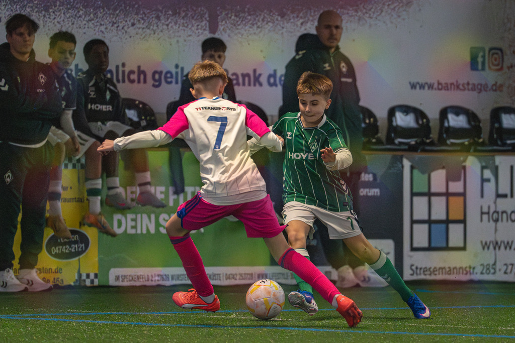 blr.pics-428 | Professionelle Fußball- und Sportfotografie. Spielbilder online ansehen und kaufen – Einzelbilder oder komplette Galerien in hoher Qualität. - Realisiert mit Pictrs.com