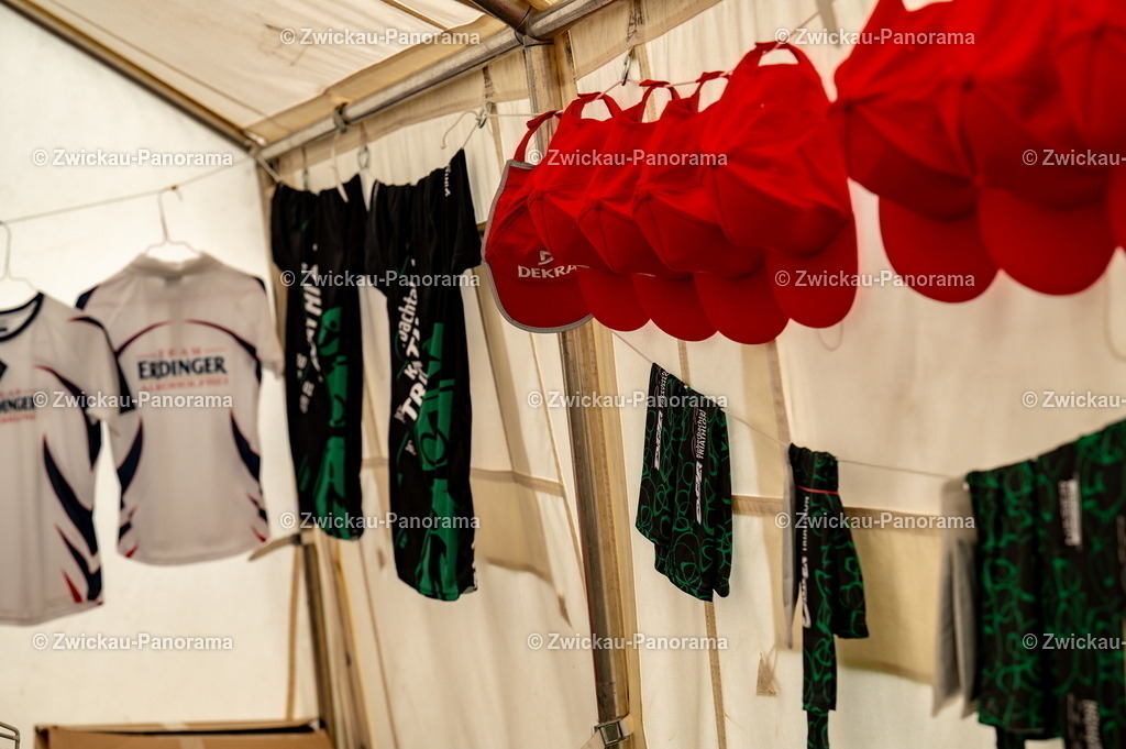 2024_0615_KoberbachTriathlon_Talsperrenlauf_Meilen_Jedermann_Kobylon_OffTopic_DSC_8517 | Urban. Natur. Panorama. Luftbild. 
Der Bildershop für aufregende Perspektiven!
Für Deko, Wandbild und Kalender!
Wir bringen LED-Bilder zum Leuchten!
