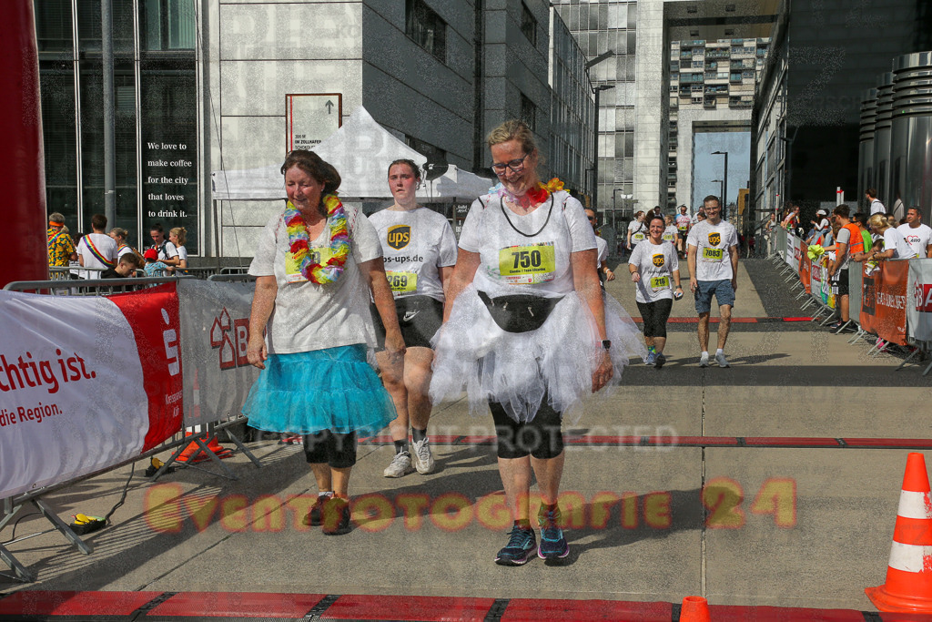 250920_1353_EX1_7023 | Sportfotografie im Rhein-Sieg Kreis, Köln, Bonn, NRW, Rheinland Pfalz, Hessen, etc. Unser Tätigkeitsfeld umfasst den Laufsport vom Volkslauf über den Marathon, Duathlon, Triathon bis zum Ultralauf wie Kölnpfad Ultra oder Schindertrail.