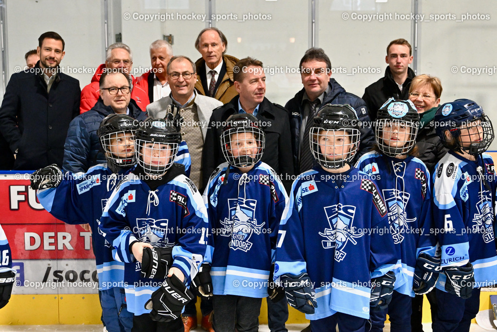 ESC Soccerzone Steindorf 50 Jahr Feier 26.2.2023 | ESC Steindorf NachwuchsESC Steindorf Nachwuchs, Landesrat Sebastian Schuschnig, Landtagsabgeordneter Kärnten Christof Seymann,  DR. Dieter Kalt, ASVÖ Kärnten Christoph Schasché, ÖEHV Präsident Klaus Hartmann, Sportlicher Leiter ESC Steindorf, Bürgermeister Steindorf Georg Kavalar, Nationalrat Erwin Angerer, Obmann ESC Steindorf Hans Tschernutter