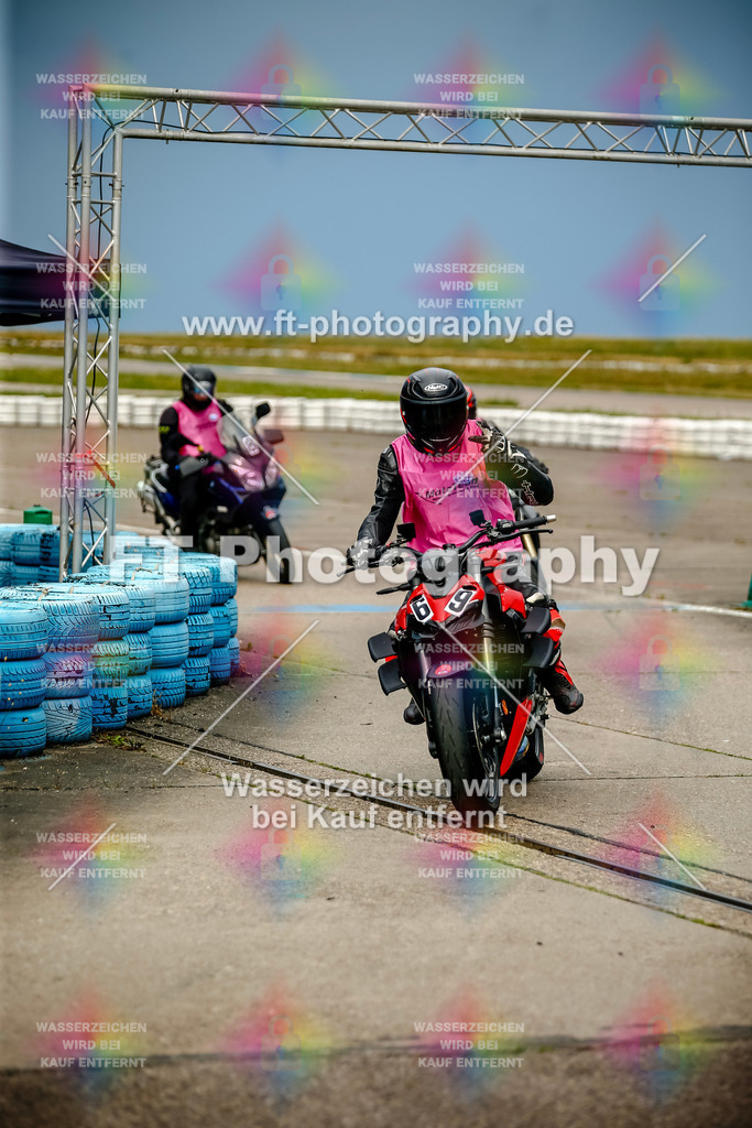 Chambley Juli-1320 | Hier findet Ihr Bilder von Touristenfahrten auf der Nürburgring Nordschleife oder von anderen Veranstaltungen die ich besucht habe. Viel Spass beim Durch Schauen 