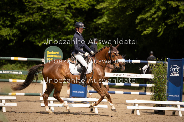 Bad_Meinberg_03491 | saradresslerfotografie - Realisiert mit Pictrs.com
