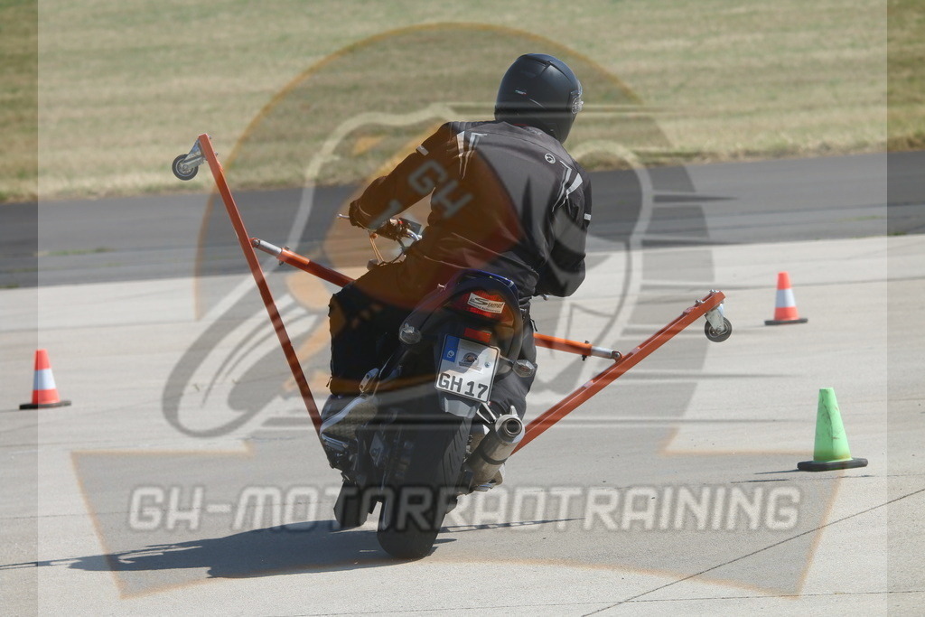 IMG_3578 | gh-motorradtraining-foto.de - Realisiert mit Pictrs.com