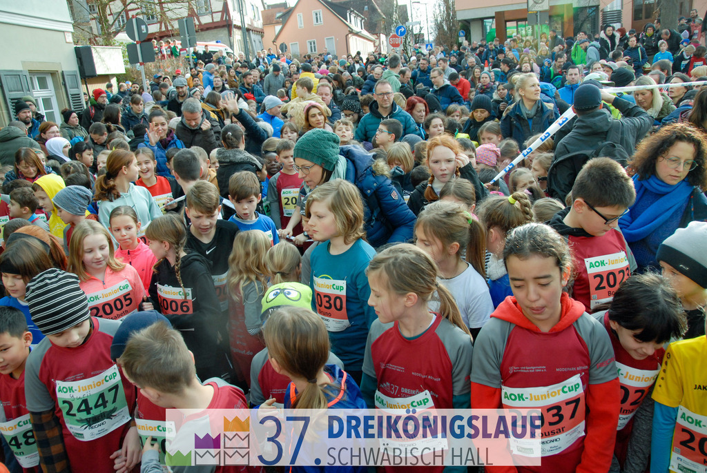 AOK JuniorCup 400m | 3Koenigslauf 2023 - Realisiert mit Pictrs.com