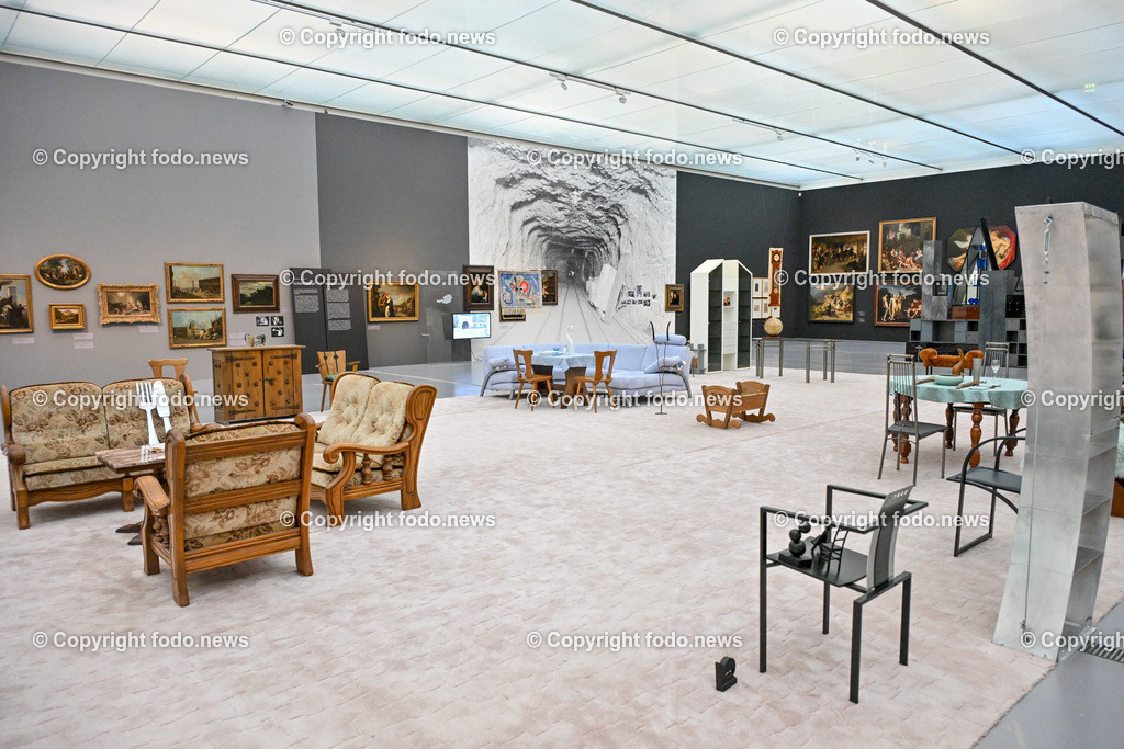 Lentos Kunstmuseum_ Die Reise der Bilder_ Hitlers Kulturpolitik_ 19.03.2024-2 | 19.03.2024, Linz, AUT, Lentos Kunstmuseum, Die Reise der Bilder, Hitlers Kulturpolitik, Kunsthandel und Einlagerungen in der NS-Zeit im Salzkammergut, im Bild Ausstellung, Sammlung, Leihgaben, Bilder, Kunstwerke