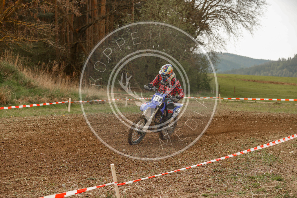 4TaktLauf1-790 | koppe-media - Realisiert mit Pictrs.com