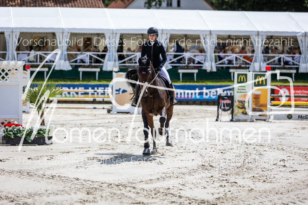BHO-FriendshipFinale-001 | MomenTaufnahmen Pferdesportfotos