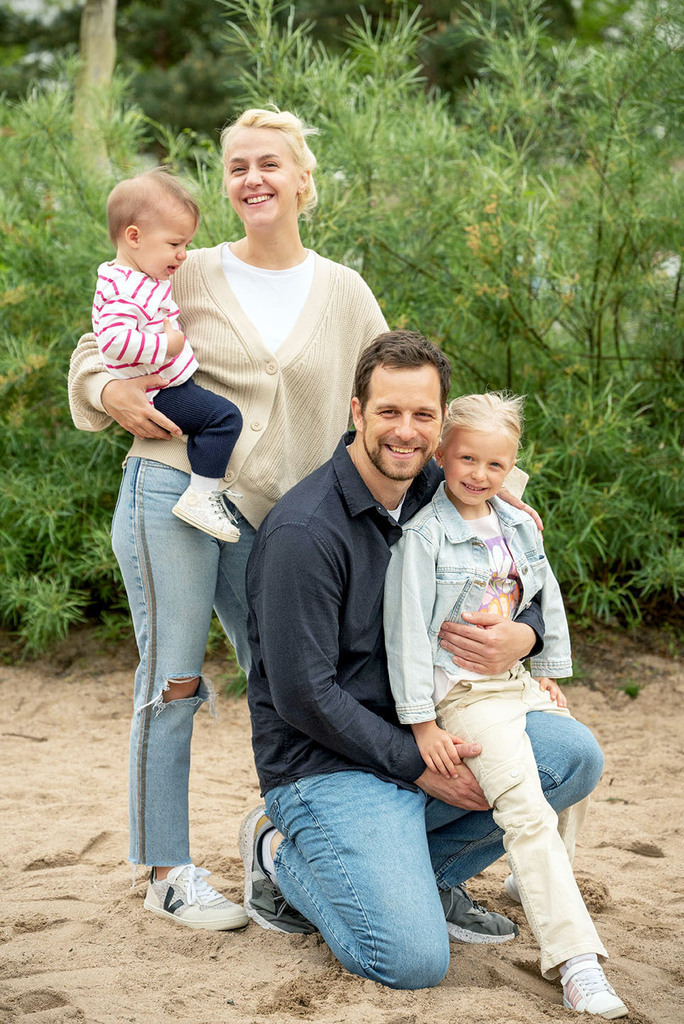 Galerie-Familie (5) | Mein Name ist Arkadius. Ich fotografiere Ihre Hochzeit in Frankfurt und im Umkreis von 200 km. Als Fotograf bin ich noch bekannt im Bereich Business- und Modefotografie.