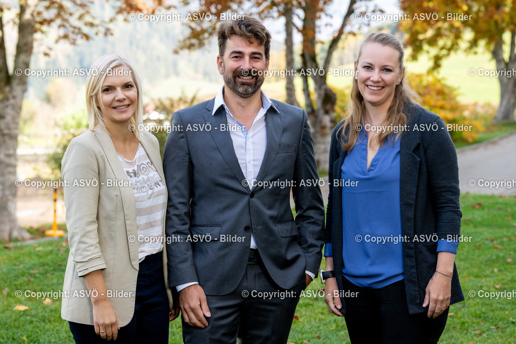 ASVÖ_ Steiermark_ Salzburg_ Burgenland-1 | 19.10.2024, Aigen im Ennstal, AUT, ASVÖ, Porträt Bilder Bundesvorstandsitzung 2024 im Imlauer Hotel Schloss PichlarnManuela Fally, Dominique Weisang, Eva Maria Schimak©ASVÖ / Harald Dostal  - Realisiert mit Pictrs.com