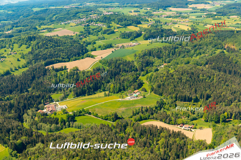 Das Luftbild zeigt : Dosmühle Brennberg - Die Luftaufnahme wurde 2024 vom UL-Flugzeug aus erstellt ( keine Drohne ) - Hochauflösende Luftaufnahme - Für grossformatige Ausdrucke geeignet. Die Geschenkidee !Mit Lizenz und Bildrechte bestellbar