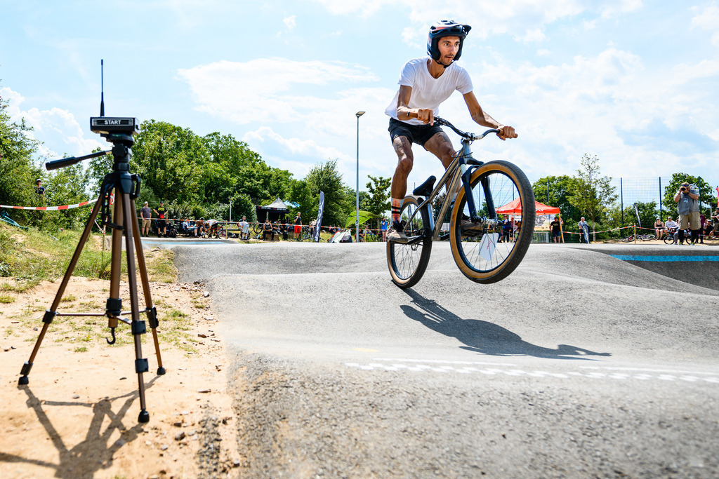 2025.05.31_869_9798-Eugen | German Pumptrack Series - Realisiert mit Pictrs.com