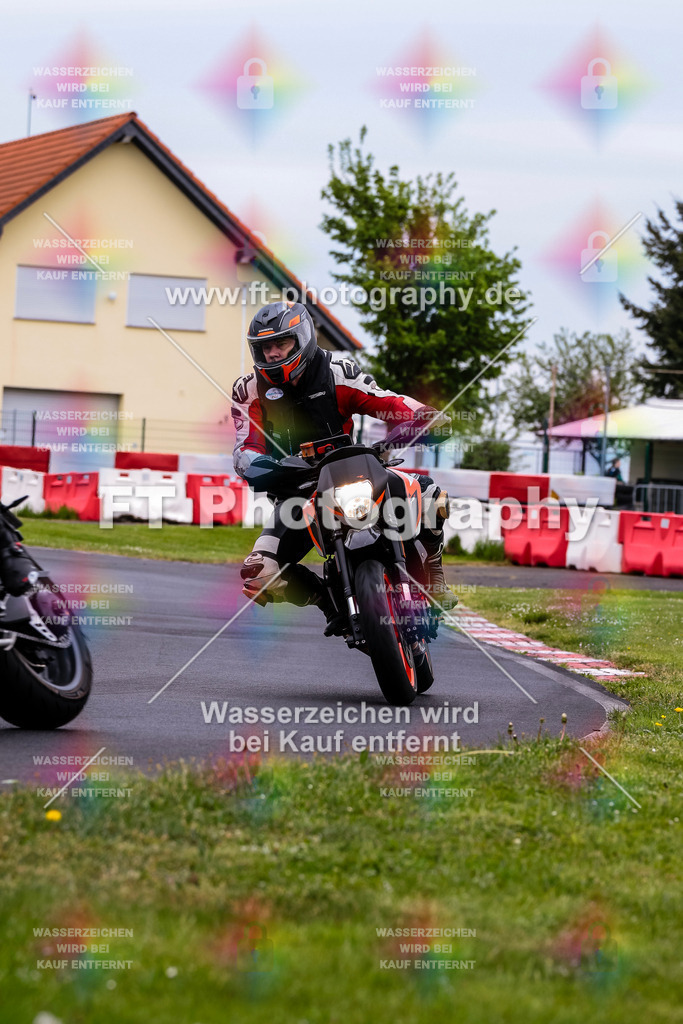 MotoTeamVBK-20404 | Hier findet Ihr Bilder von Touristenfahrten auf der Nürburgring Nordschleife oder von anderen Veranstaltungen die ich besucht habe. Viel Spass beim Durch Schauen 