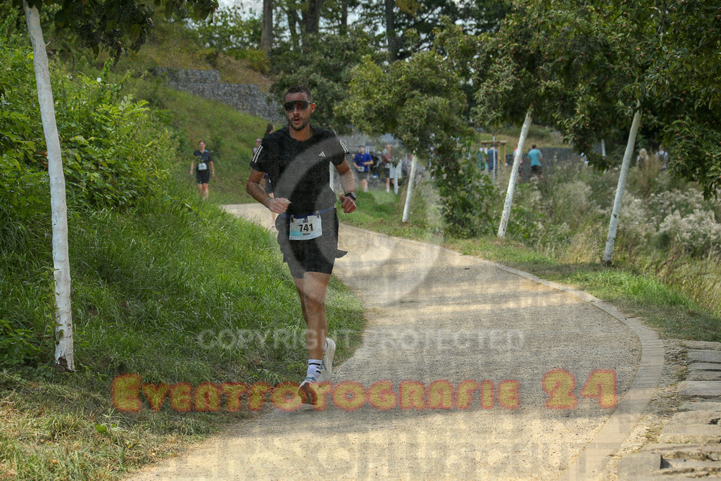250824_1501_EX1_8331 | Sportfotografie im Rhein-Sieg Kreis, Köln, Bonn, NRW, Rheinland Pfalz, Hessen, etc. Unser Tätigkeitsfeld umfasst den Laufsport vom Volkslauf über den Marathon, Duathlon, Triathon bis zum Ultralauf wie Kölnpfad Ultra oder Schindertrail.