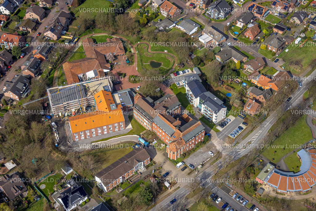 Schermbeck240310230 | Luftbild, Baustelle mit Neubau am Caritas Altenheim und Pflegeeinrichtung Marienheim, Haus Kilian Wohnheim, Wohngebiet, Schermbeck, Ruhrgebiet, Nordrhein-Westfalen, Deutschland