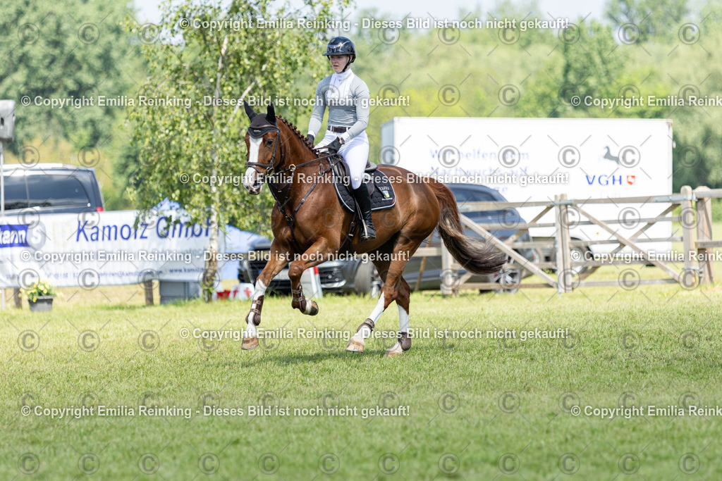 CL5A9041 | Emilia Reinking Fotografie - Realisiert mit Pictrs.com