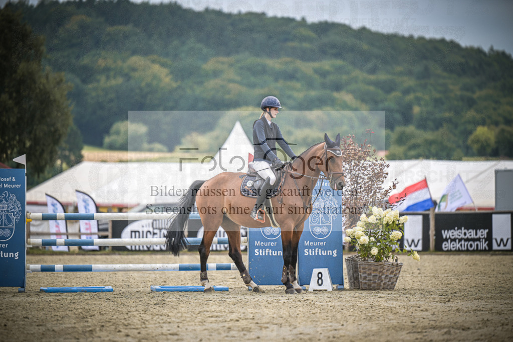 DOS_2743 | Entdecke hochwertige Reitturnierfotos von Foto Oger. Professionell, emotional und authentisch – jetzt Lieblingsmomente im Shop bestellen.Deutschlandweite Turnierfotografie. - Realisiert mit Pictrs.com