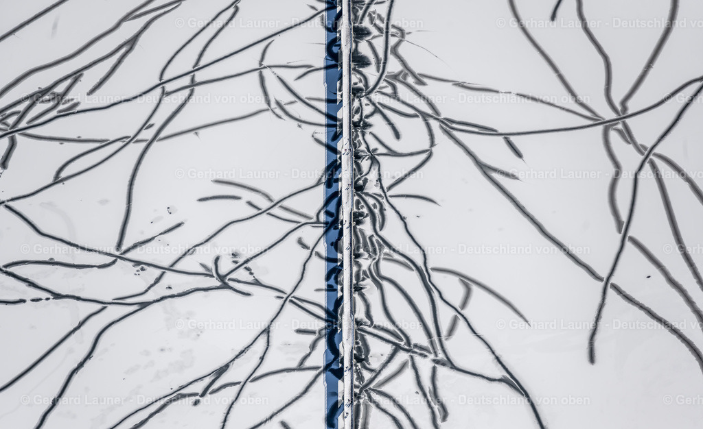 4043730 | Körbecker Brücke über den zugefrorenen Möhnesee