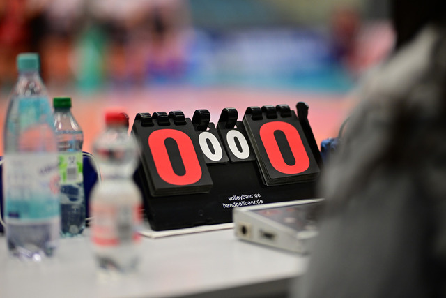 Volleyball I Frauen I Saison 2025-2026 I Bundesliga I 5. Spieltag I ETV Hamburger Volksbank Volleys - Dresdner SC I 06642 | Der Sportfotograf. - Realisiert mit Pictrs.com