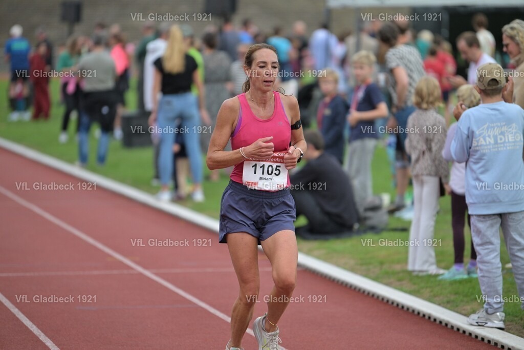 2026-08-23_Sparkassenlauf_10KM_KH_000834 | Die Fotografen - Realisiert mit Pictrs.com