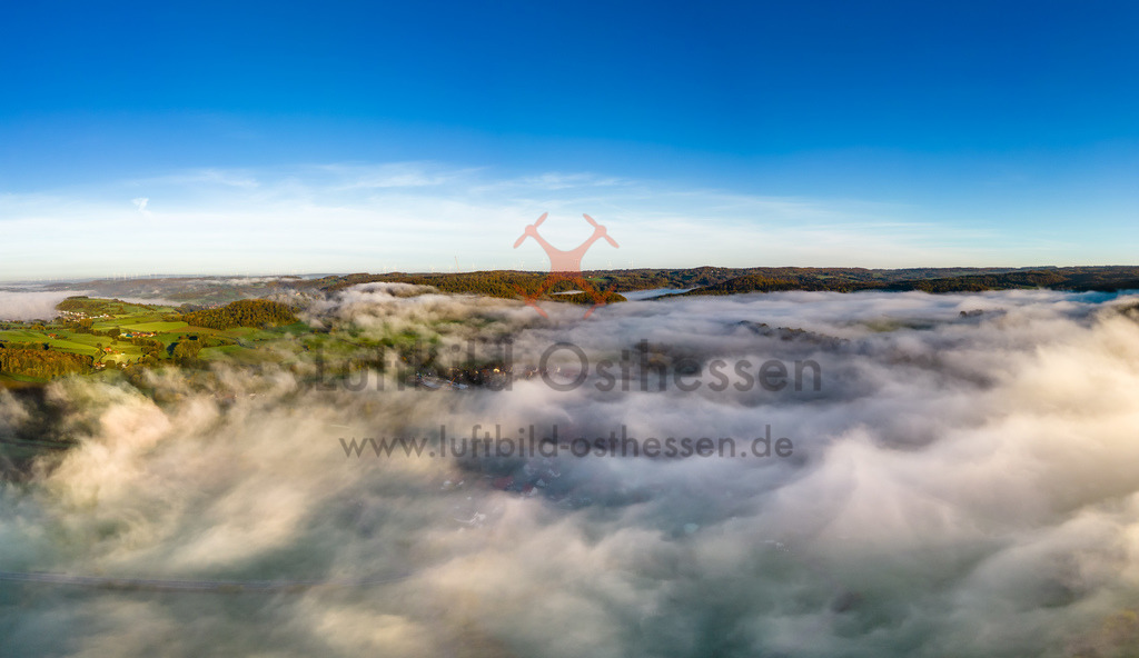 VollmerzimNebelPano1 | luftbild-osthessen - Realisiert mit Pictrs.com