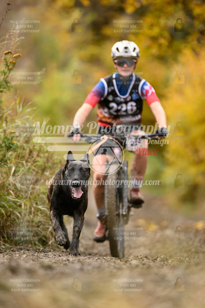 MompixPhotography_ICF_WC_2024_SA_Bike_-384 | PayLife