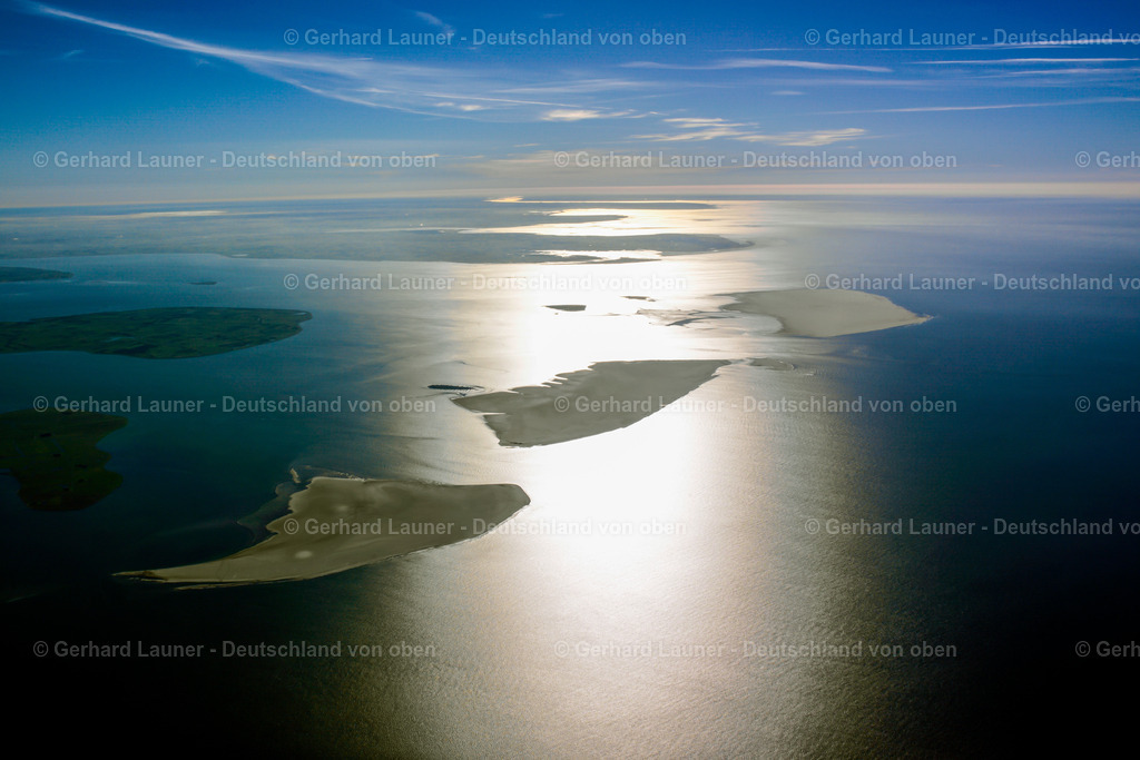 2581332 | PELLWORM 26.07.2005 Sandbänke Japsand, Norderoogsand und Süderoogsand im Nordsee- Wattenmeer im Bundesland Schleswig-Holstein, Deutschland. // Sandbanks Japsand, Norderoogsand and Suederoogsand in the North Sea Wadden Sea in the state Schleswig-Holstein, Germany. Foto: Gerhard Launer