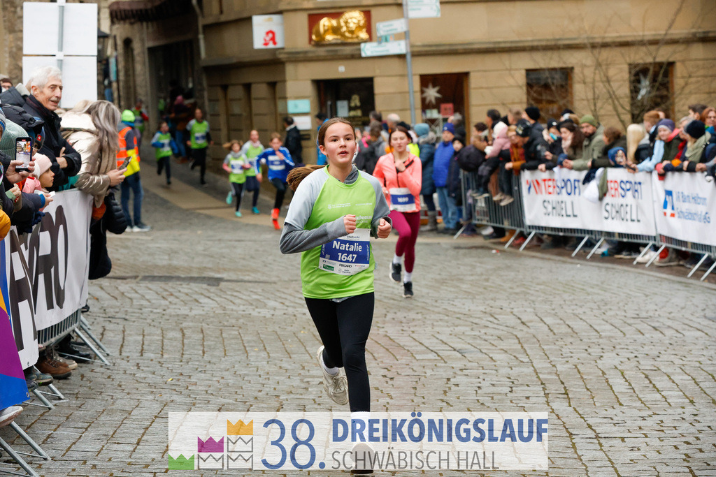 1700m Stadtwerke Jugendlauf | 3 Koenigslauf 2024 1700m Stadtwerke Jugendlauf - Realisiert mit Pictrs.com
