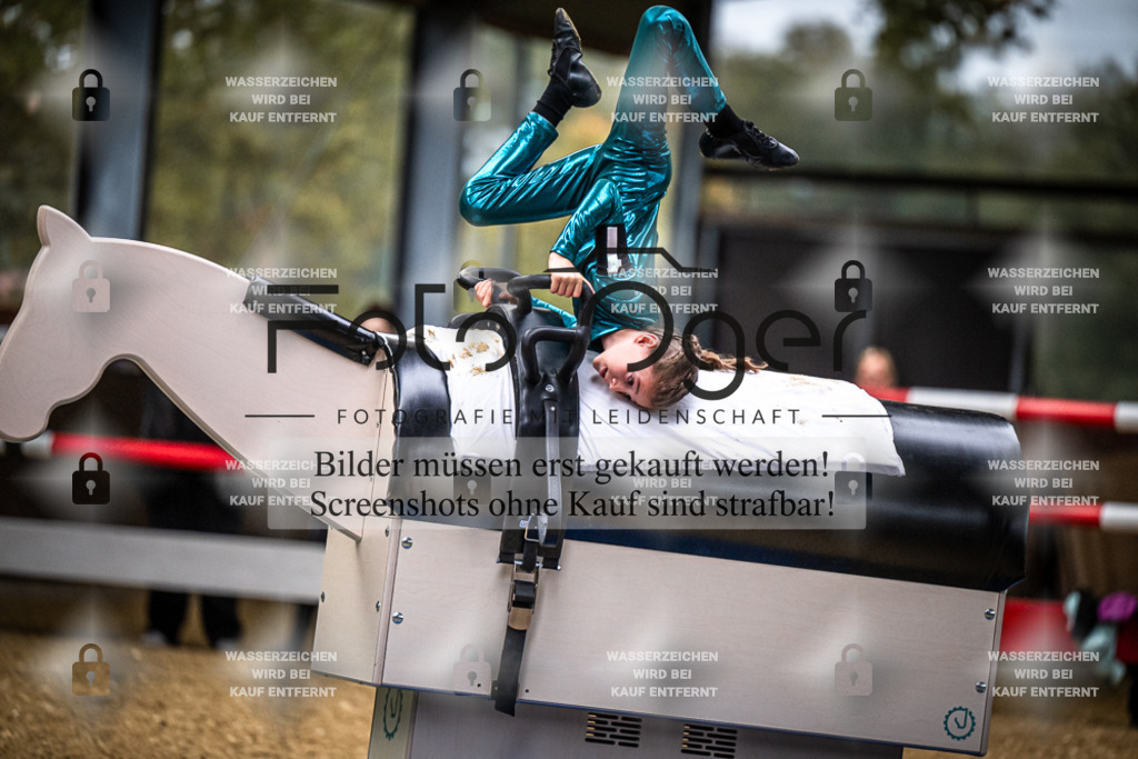 DOS_0431 | Entdecke hochwertige Reitturnierfotos von Foto Oger. Professionell, emotional und authentisch – jetzt Lieblingsmomente im Shop bestellen.Deutschlandweite Turnierfotografie. - Realisiert mit Pictrs.com