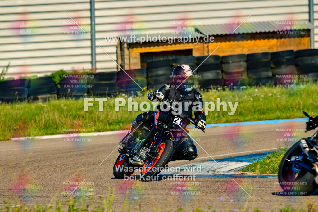 021-1269 | Hier findet Ihr Bilder von Touristenfahrten auf der Nürburgring Nordschleife oder von anderen Veranstaltungen die ich besucht habe. Viel Spass beim Durch Schauen 