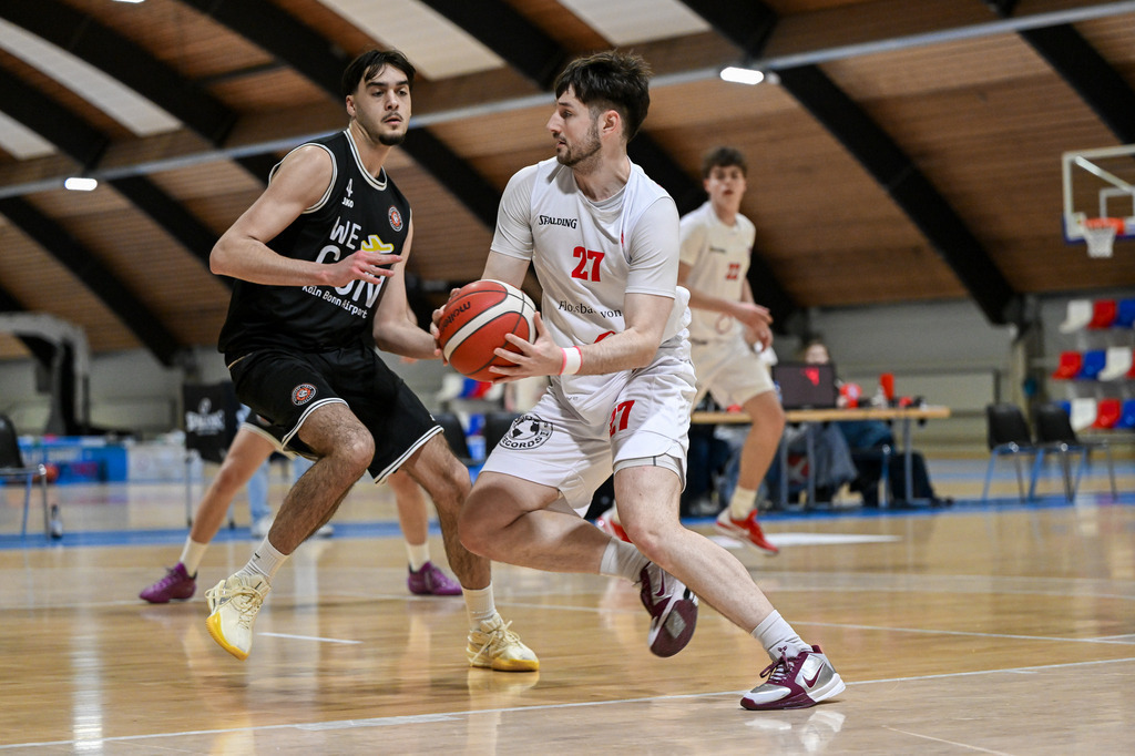 gml_006 | Fotos von Basketballspielen aus dem Raum NRW fotografiert von Gero Mueller-Laschet und Daniel Schaefer - Realisiert mit Pictrs.com