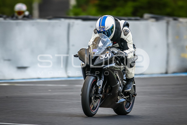 0300-250805AM-005_300 | Deine Full-Service-Agentur für ✔️Videoproduktionen und ✔️Motorsportfotografie Jetzt Angebot anfragen!