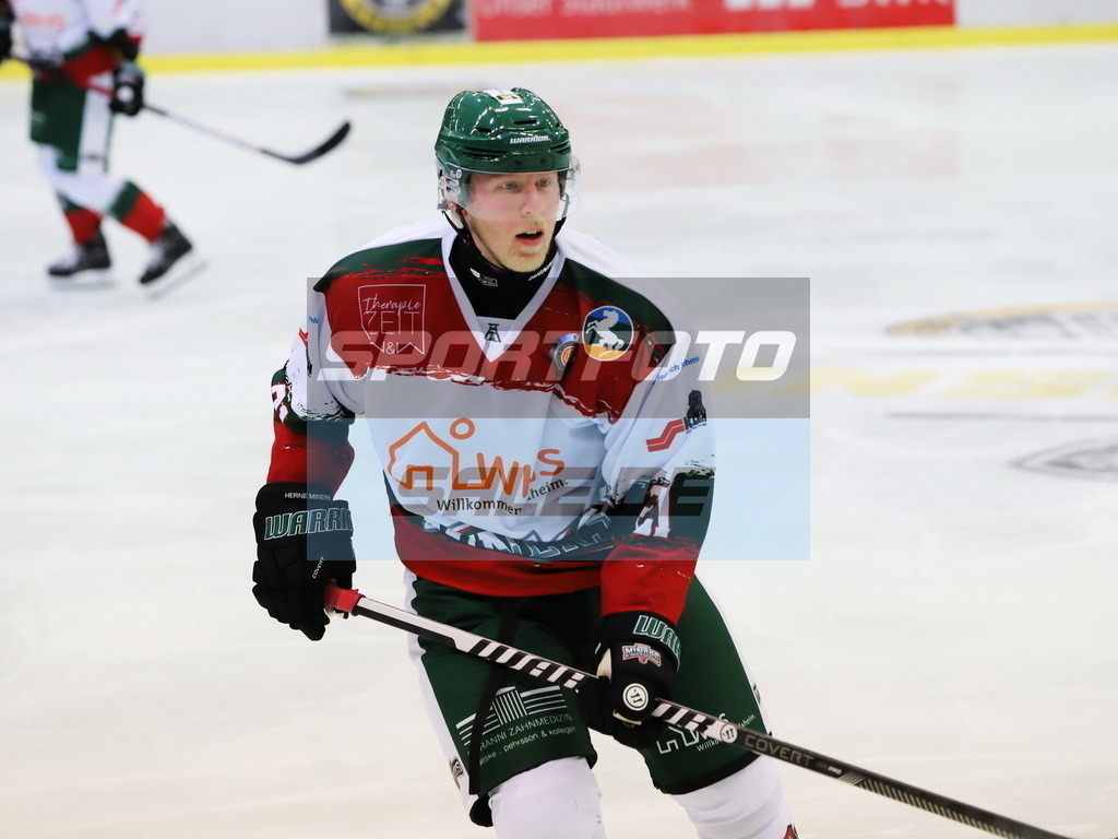 Erik Keresztury - HEV | Erik Keresztury - HEV - Realisiert mit Pictrs.com