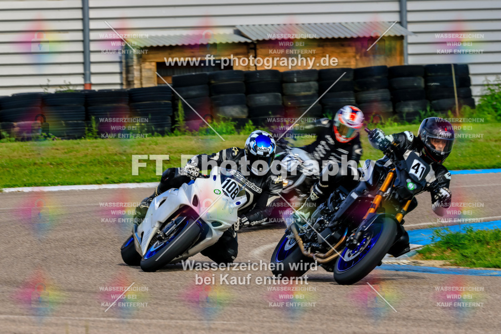 MotoTeam-8299 | Hier findet Ihr Bilder von Touristenfahrten auf der Nürburgring Nordschleife oder von anderen Veranstaltungen die ich besucht habe. Viel Spass beim Durch Schauen 