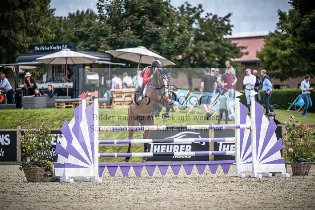DOS_3500 | Entdecke hochwertige Reitturnierfotos von Foto Oger. Professionell, emotional und authentisch – jetzt Lieblingsmomente im Shop bestellen.Deutschlandweite Turnierfotografie. - Realisiert mit Pictrs.com