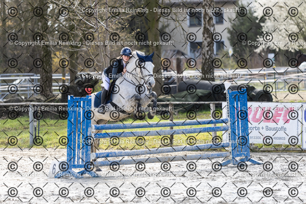 CL5A8031 | Emilia Reinking Fotografie - Realisiert mit Pictrs.com