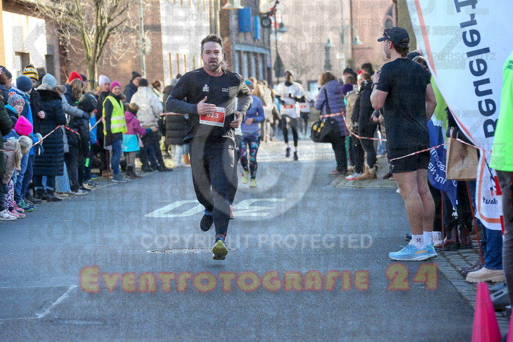 241201_1231_EX1_2466 | Sportfotografie im Rhein-Sieg Kreis, Köln, Bonn, NRW, Rheinland Pfalz, Hessen, etc. Unser Tätigkeitsfeld umfasst den Laufsport vom Volkslauf über den Marathon, Duathlon, Triathon bis zum Ultralauf wie Kölnpfad Ultra oder Schindertrail.