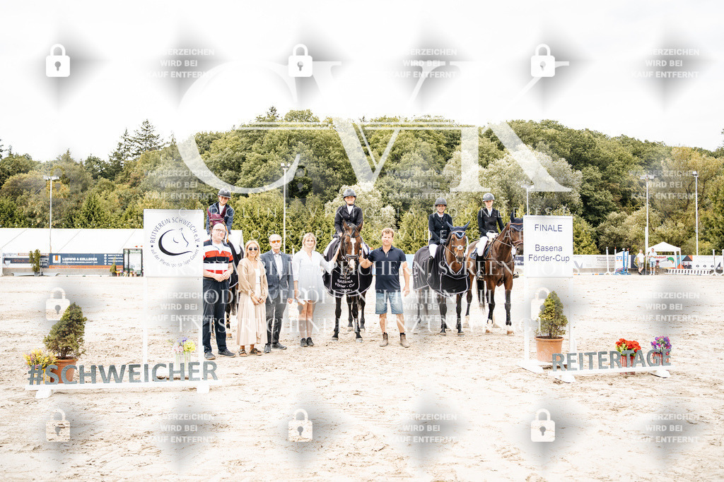 CK704888 | Turnierfotografie Pferdefotografie Trier Rheinland-Pfalz Pferdesport Reitsport Tierfotografie Sportfotografie Pferdevideo Pferdevideografie Equestrianvideography equestrianphotography  - Realisiert mit Pictrs.com